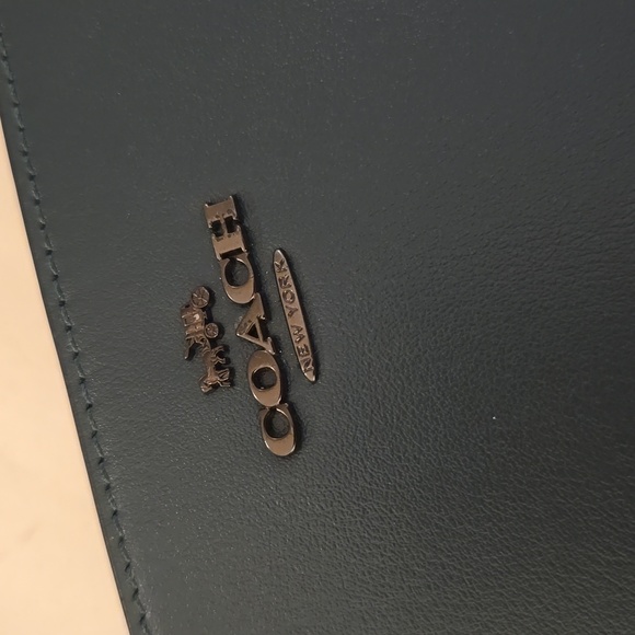 Coach Dark Green Leather Wallet - Picture 7 of 7